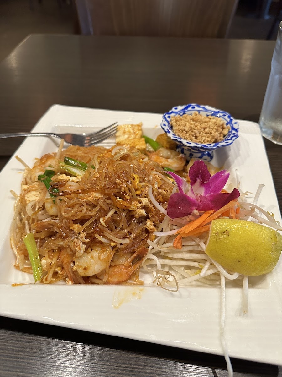 Coconut Bay Thai Restaurant-6